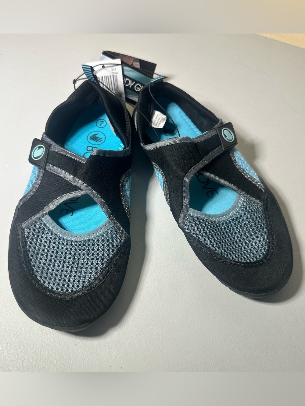 Body Glove Namaste, Aqua Grip Water Shoes, Blue and Black, US Size 7, New